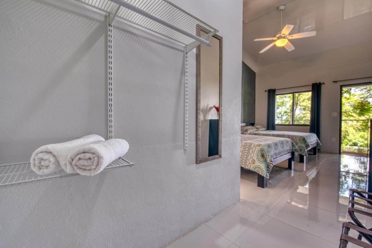 Hotel Casa Conley Del Mar Puerto Viejo de Talamanca 外观 照片